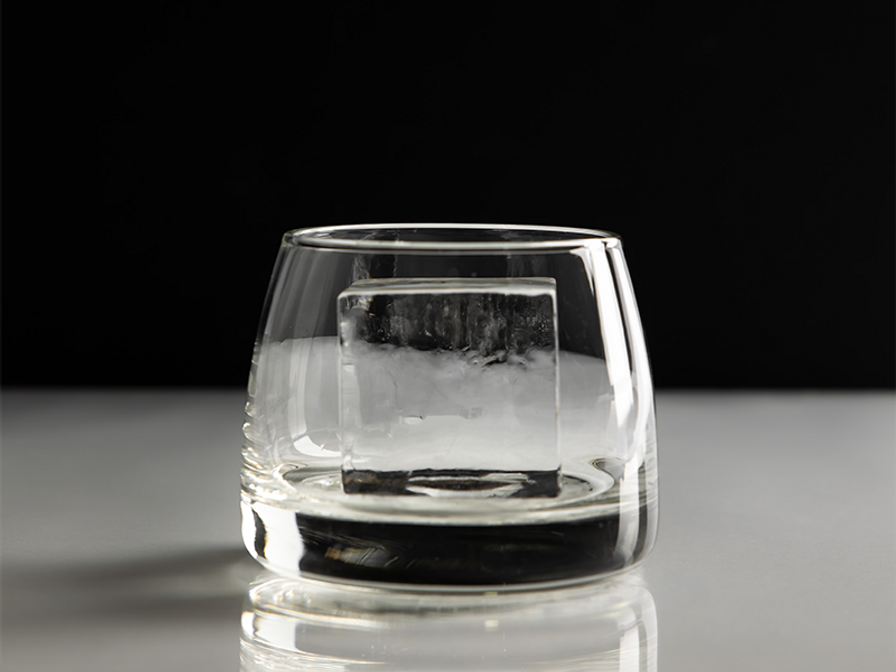 CLEAR ICE CUBES - 2.1 X 20 COUNT